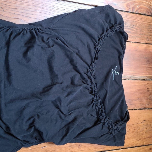 New York & Co top - Picture 4 of 6